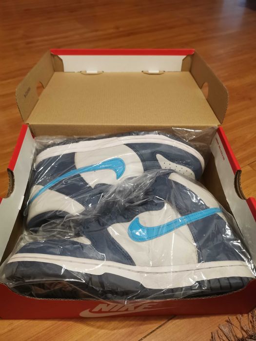 NIKE DUNK HIGH absolut originali mar 36,5 cu 23,5 cm la talpic