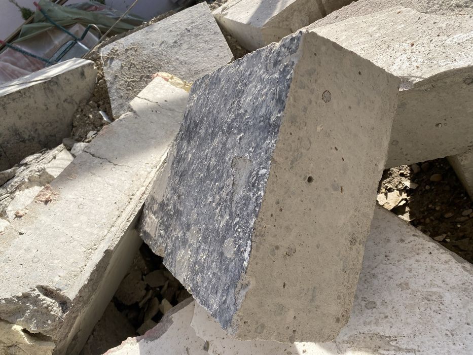 Donez bucati beton