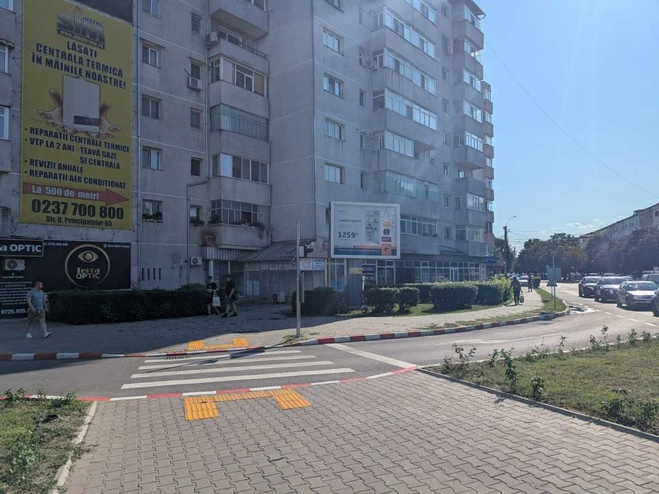 Spatiu comercial in suprafata de 225 mp-Focsani-central -intersectie zona Big