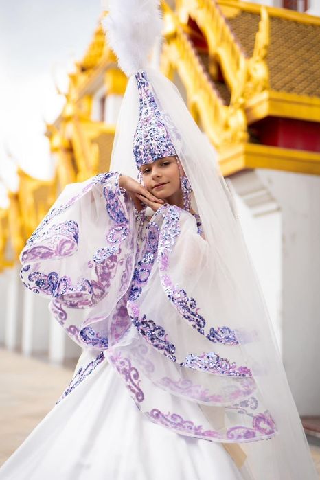 Казахские национальные костюмы для девочки