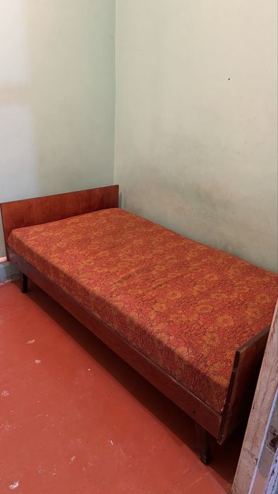 Диван бесплатно одноместное