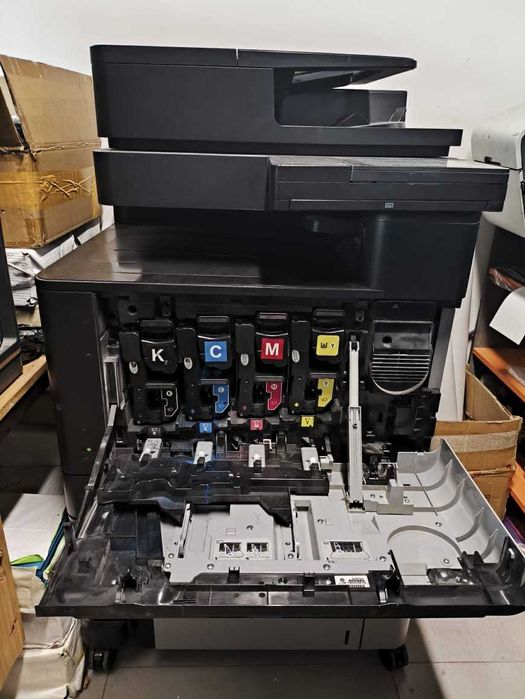 Продам принтеры НР, КОНИКА 227,224