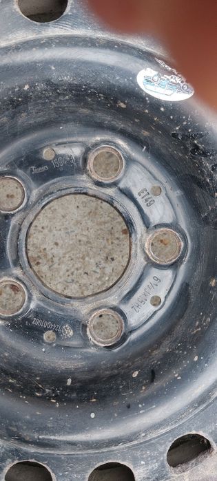 Железни джанти 5×112/15 и оригинални тасове за Ауди