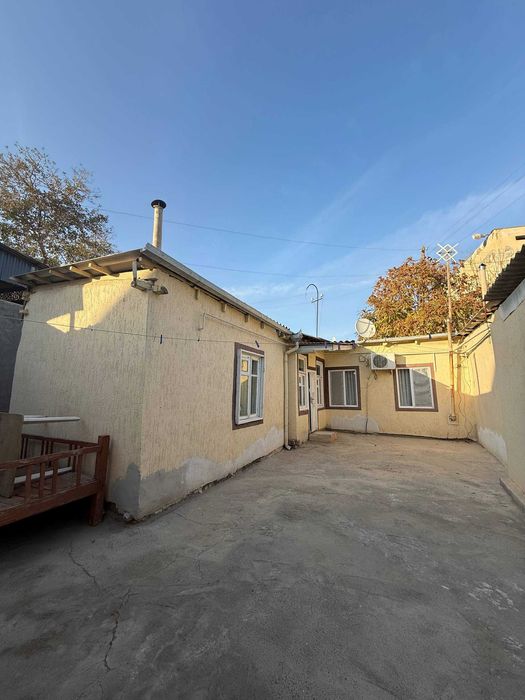 TAYYOR 1.7 SOTIQLI HOVLI SHAHAR markazidan sotiladi #a698