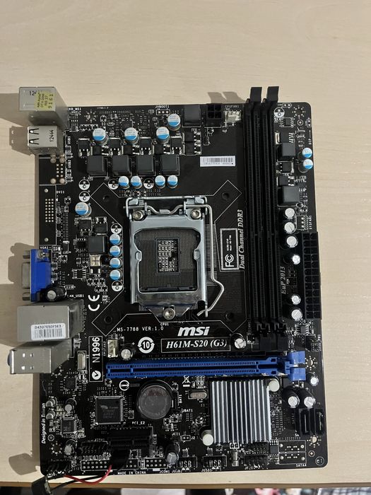 Материнская плата