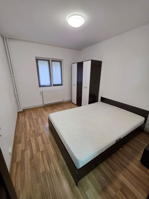 Apartment 3 camere 9 mai