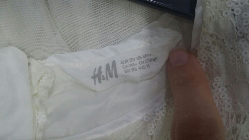 Рокля на HM 170см -20лв