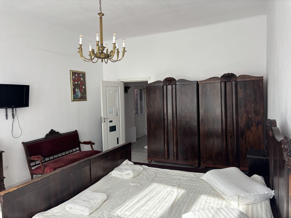 Inchiriez apartament centrul istoric Medias