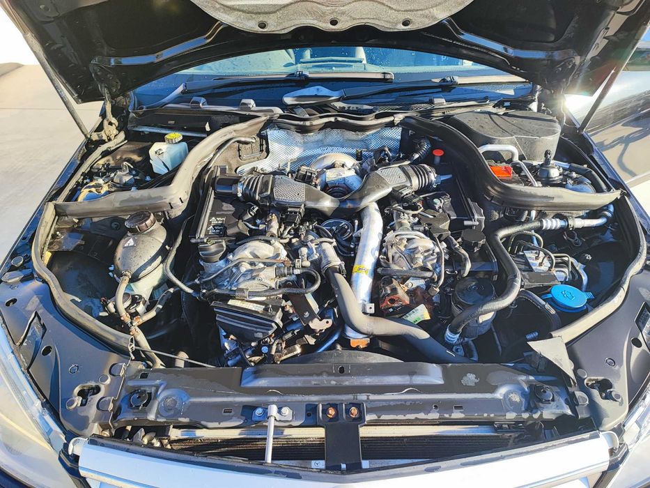 Мерцедес C класа W204 OM 642 седан AMG