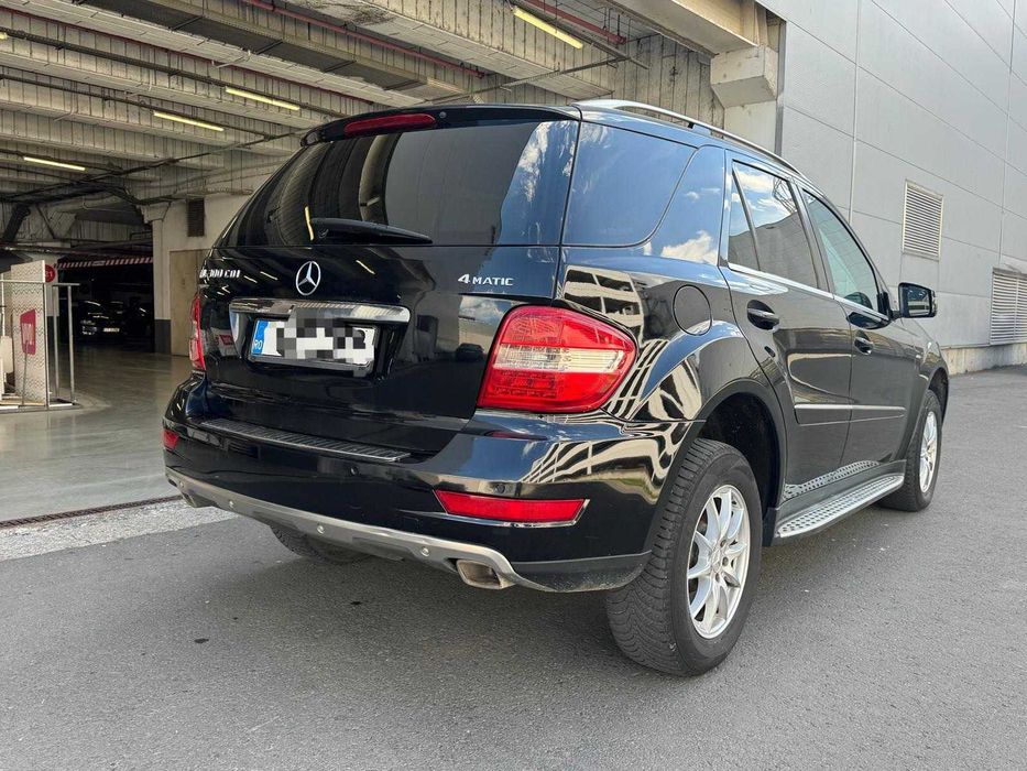 MERCEDES-BENZ ML-Class 0 — imagine 4
