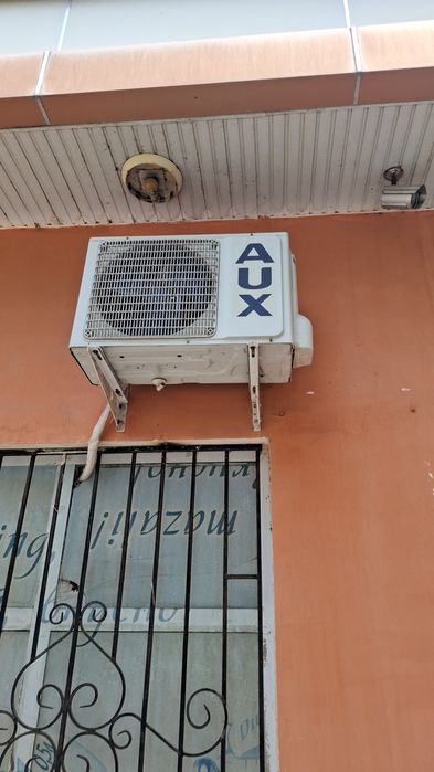 Кондиционер AUX 12 талик сотилади келишилган нархларда