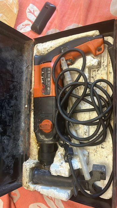 Продам перфоратор P.I.T P22401 (б/у)