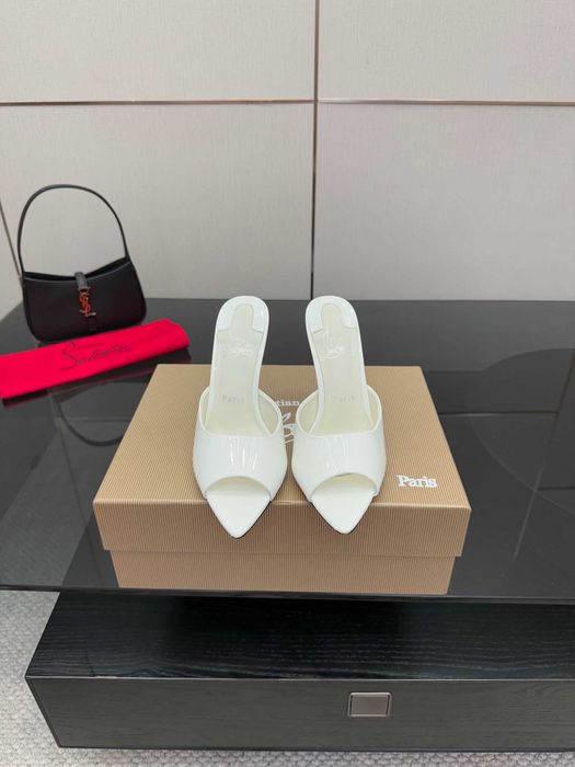 Louboutin Дамски Обувки 35-40 номер