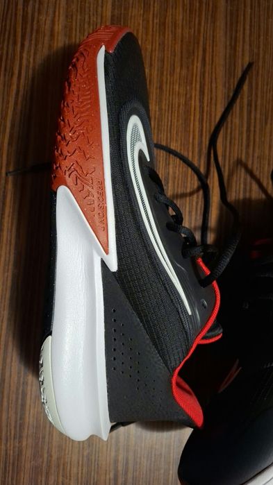 Adidasi Nike 42.5