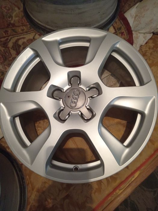 Vând jante 5×112 R 16 originale audi