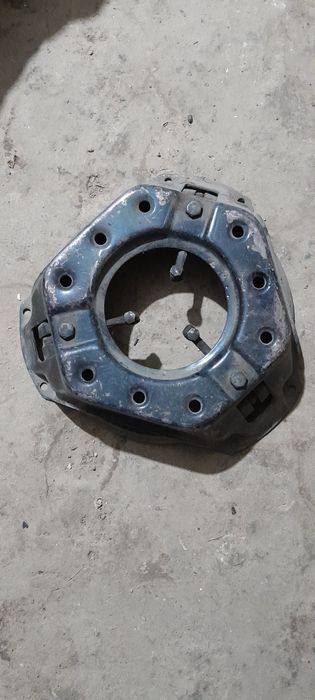 Волга газ-21 УАЗ корзина сцепления
