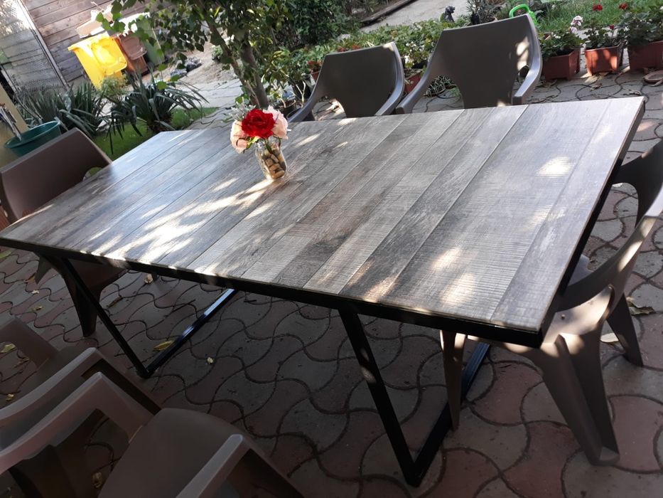 Masa rezistentă  pentru terasă