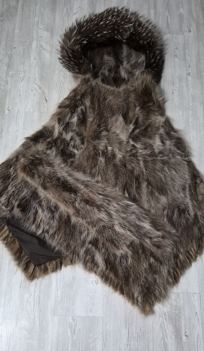 Черно дълго палто от естествени материяли