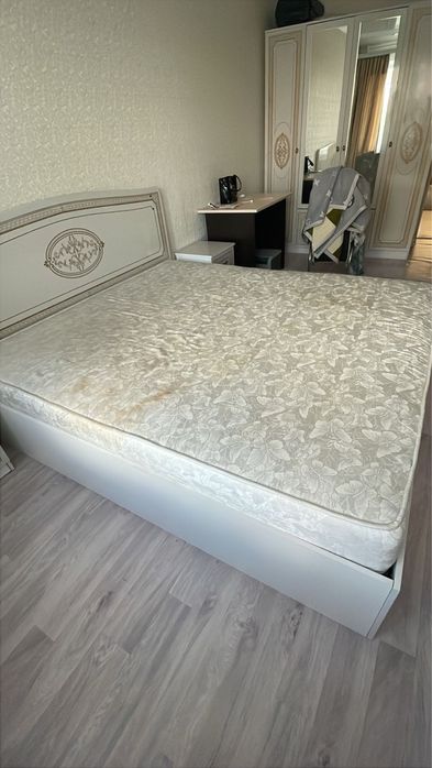 Отдам матрас бесплатно