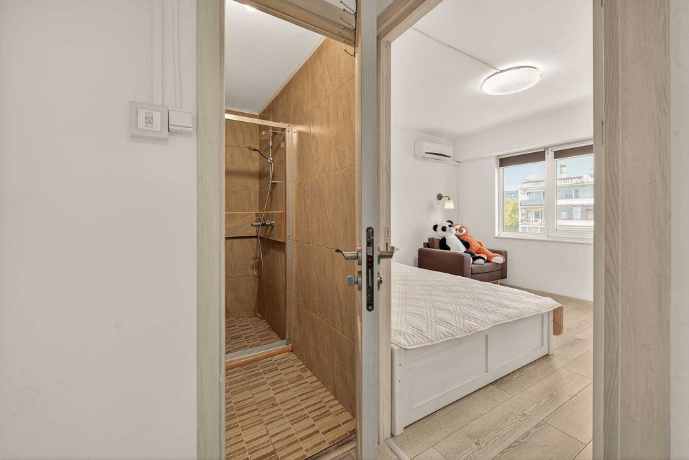 Дава се под наем Тристаен апартамент в Варна, Чайка - 100 кв.м за 997.05 € - Снимка #18