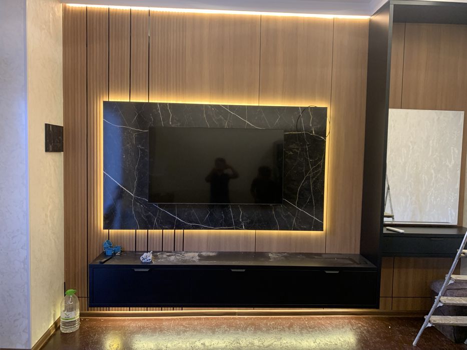 установка телевизора на стену