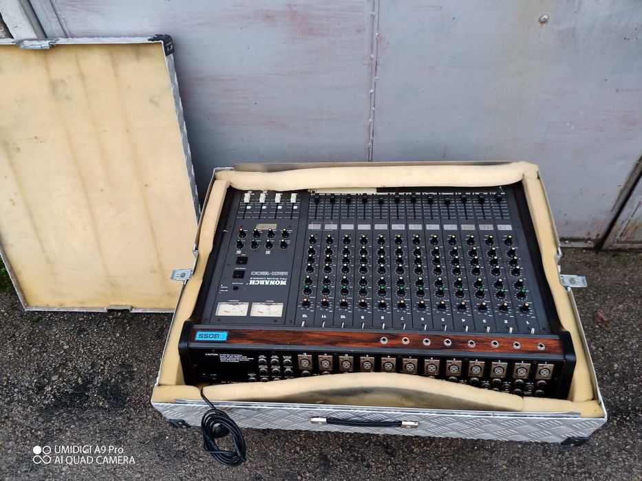 електронен аналогов мишпулт- смесителен пулт, MONARCH MMX 1200