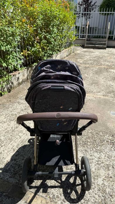 Луксозна дизайнерска количка Cybex Priam 4  - в перфектно състояние