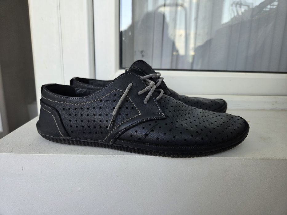Pantofi barbati casual  din piele perforata