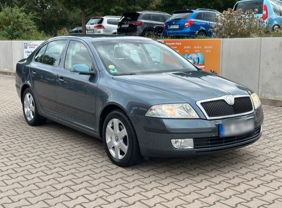 Vand skoda octavia 2, 2.0 diesel, înscrisă RO