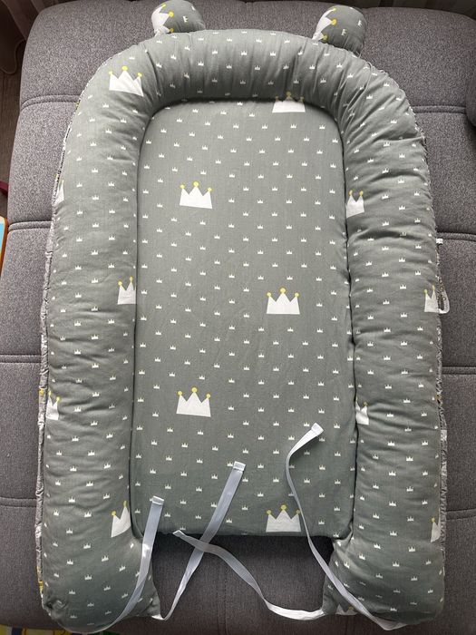 Vand baby nest cu doua fețe