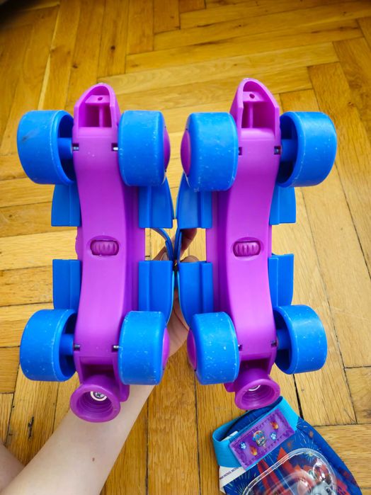 Детски ролкови кънки + наколенки и налакътници, Paw Patrol