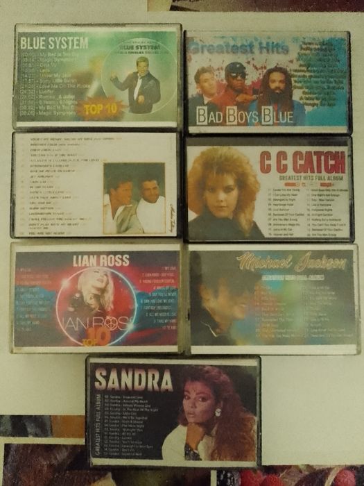 Casete cu greatest hits,formați celebre