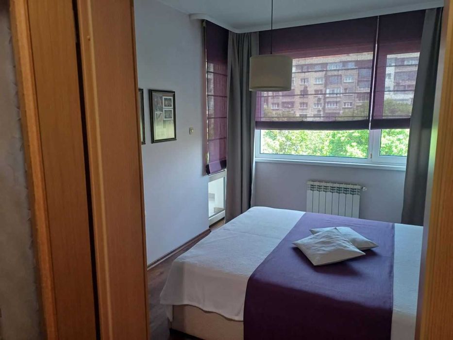 Дава се под наем Двустаен апартамент в София, Център - 65 кв.м за 650 € - Снимка #3