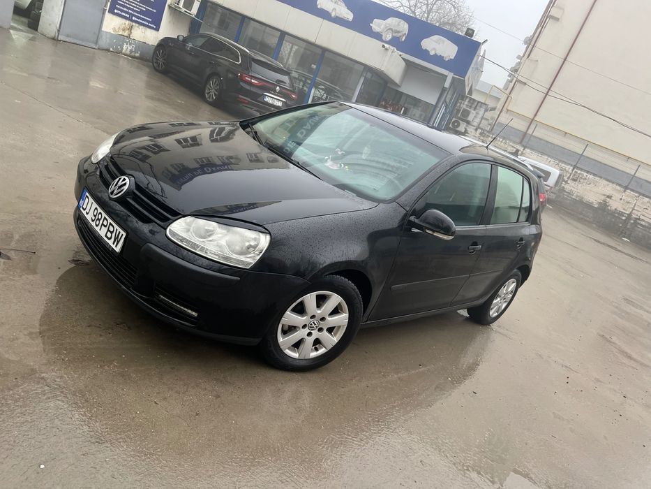 Volkswagen GOLF 5 1.6