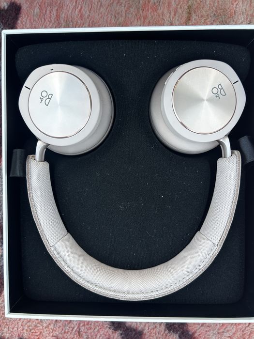 Căști Bang&olufsen