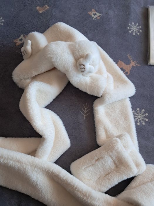 Тёплая шапочка милая с ушками