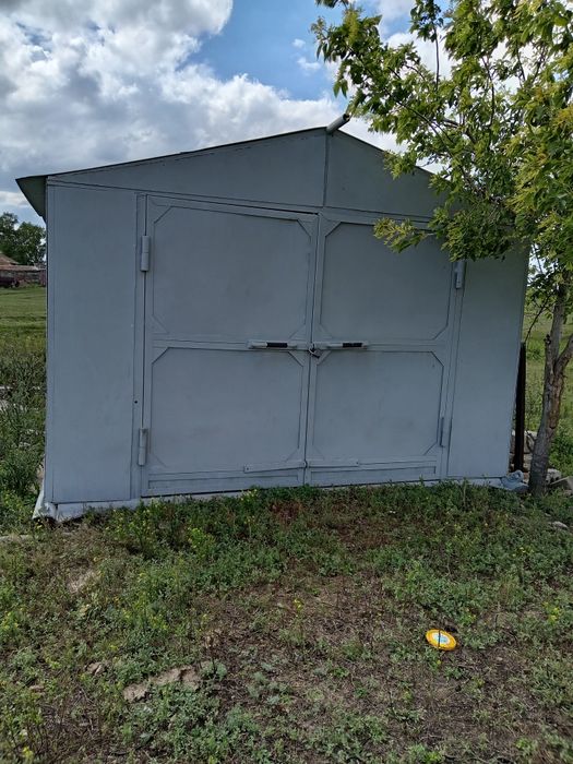 Продам железный гараж