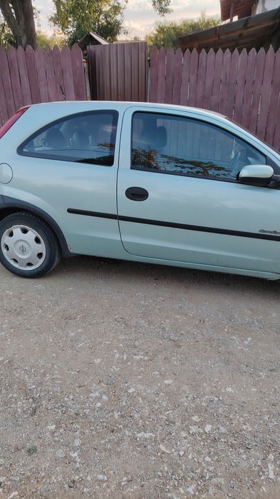 Opel CORSA C 1.0 benzină