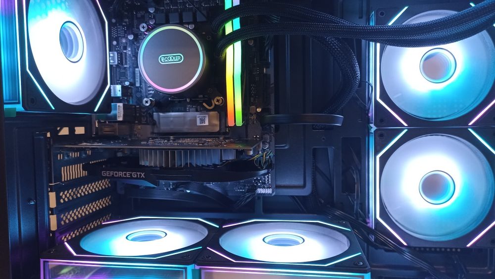 Asus Phoenix GTX 1650 игровая видеокарта