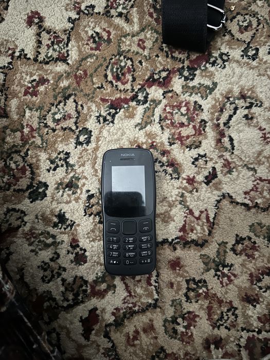 Продам Nokia 106