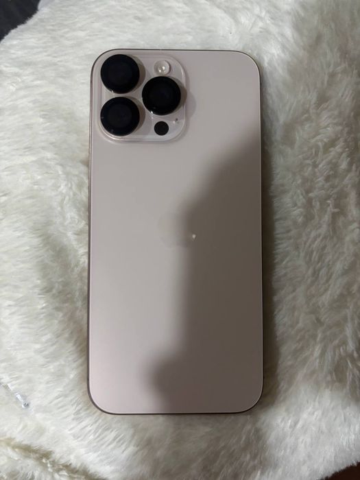 Продам iphone 16 pro max