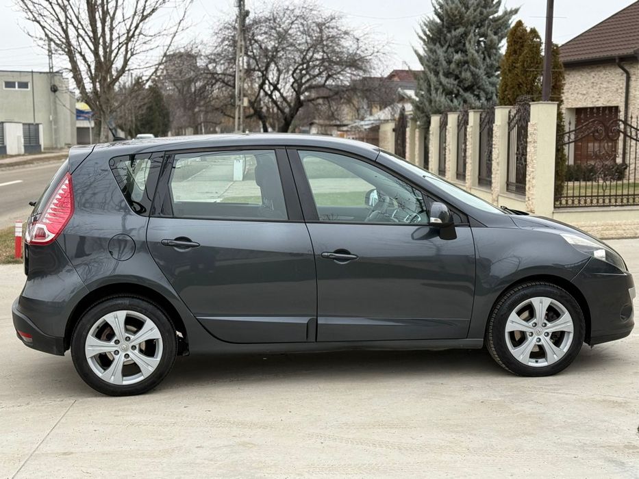 Renault Scenic Xmod Euro 5