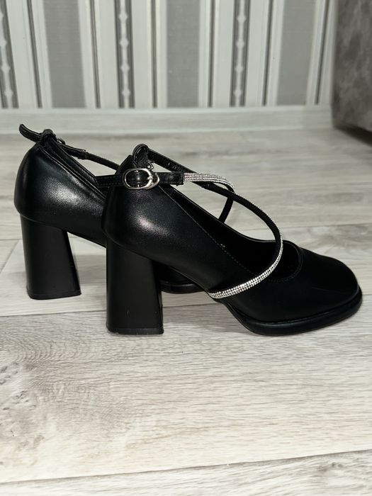 Продам туфли срочно