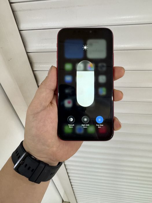 iPhone 11 64Гб в идеале