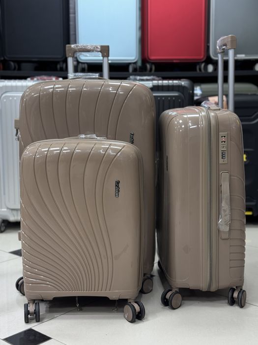 Katta  chamadon / chemodan skidka narxlarda