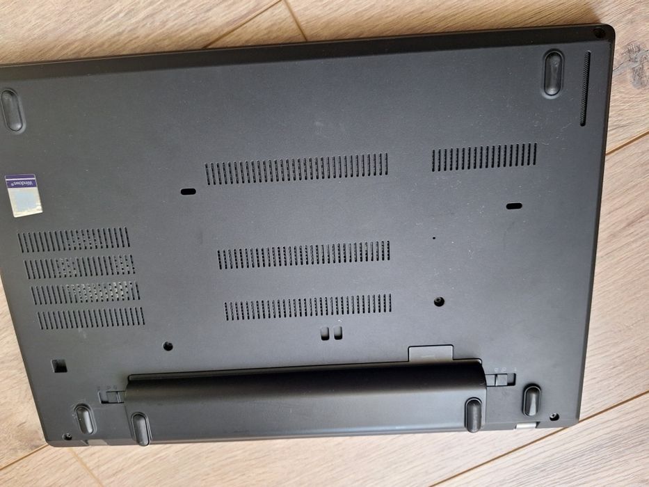 Thinkpad T480 i5 16GB + допълнителна батерия