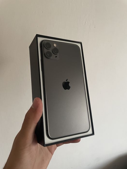 Iphone 11 pro max yangi 100% ochilmagan