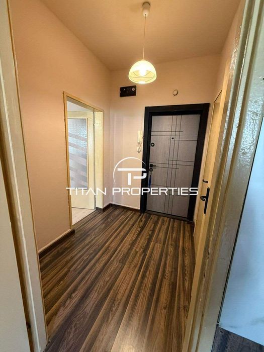 Двустаен апартамент, под наем, кв. Младост 1