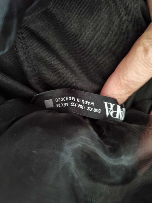 Бархатное мини платье Zara