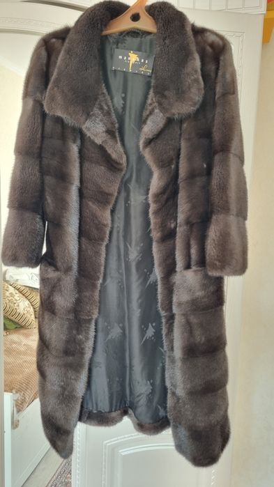 Продаю норковую шубу